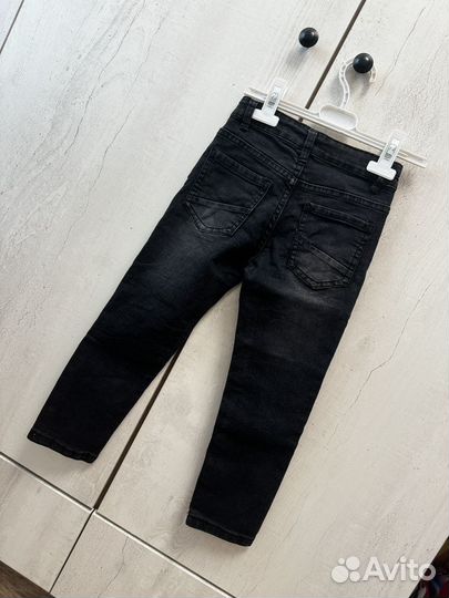 Джинсы на мальчика 110см