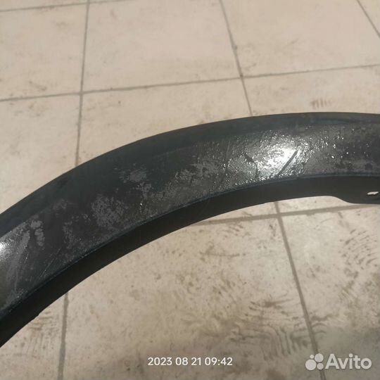 Расширители арки передний левый sandero 2 stepway