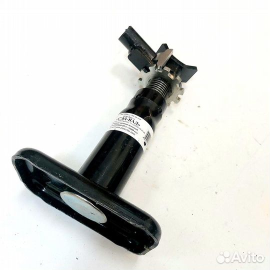 Домкрат железный 2000 кг винтовой