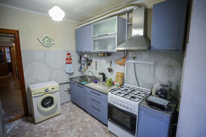 4-к. квартира, 90 м², 2/10 эт.
