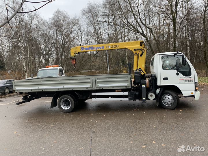 Isuzu NQR75 с КМУ, 2010