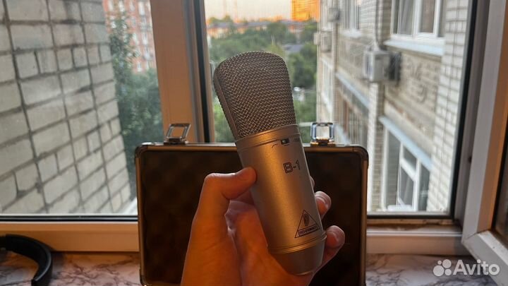 Микрофон Behringer B1 (Кейс+Попфильтр+Кабель+Паук)