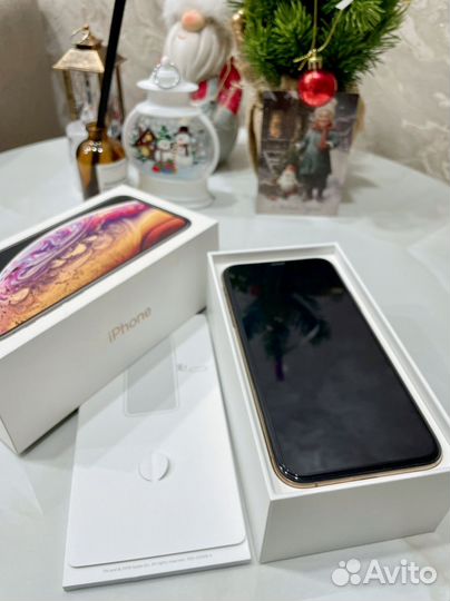 iPhone Xs, 64 ГБ