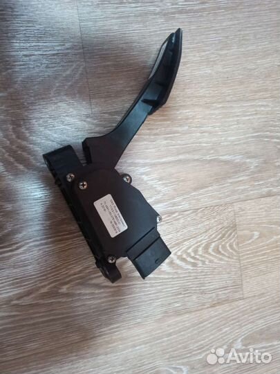 Электронная педаль газа гранта 