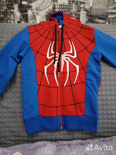 Спортивный костюм человек паук