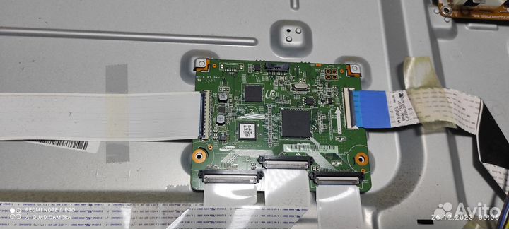 Тв по запчастям;