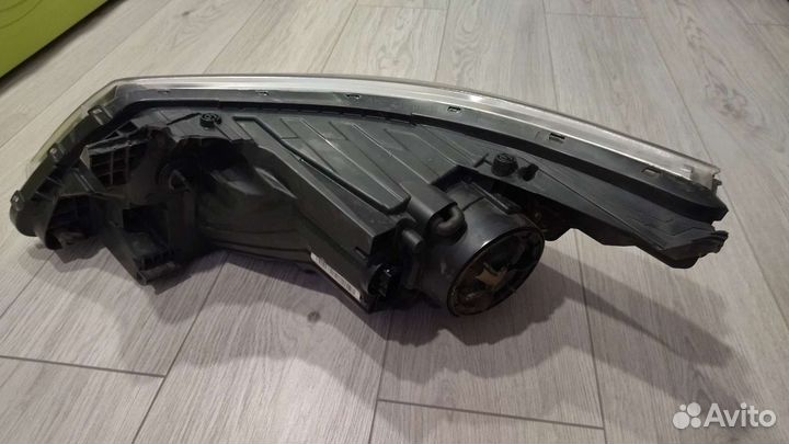 Фара правая kia rio 3 бу оригинал