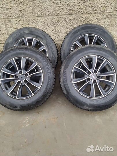 Bridgestone Blizzak Spike-01 16/70 R16