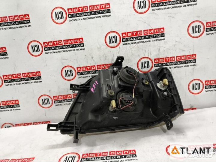 Фара правая honda stepwgn