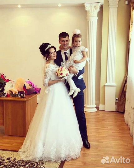 Свадебное платье