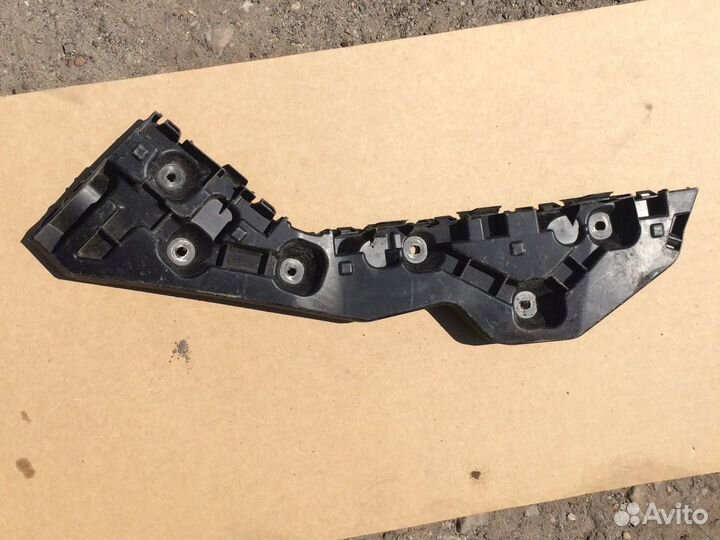 Крепление заднего бампера x-ray правый