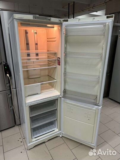 Холодильник Аристон с гарантией