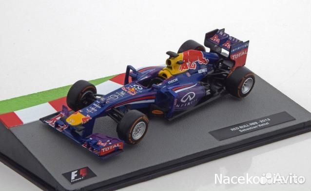 Модель F1 Auto Collection Себастьян Феттель №8