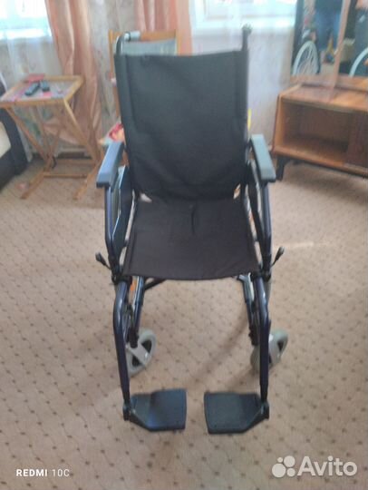Инвалидная коляска