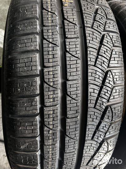 Pirelli Winter Sottozero II 245/45 R19 и 275/40 R19