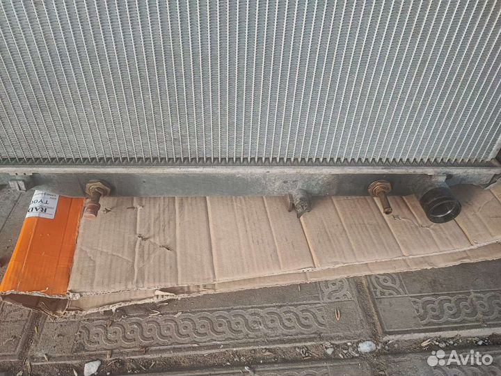 Крыло переднее камри