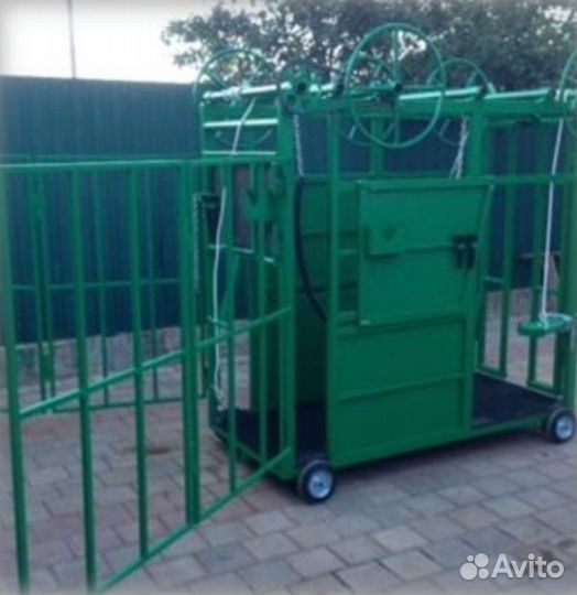 Станок для обработки копыт крс