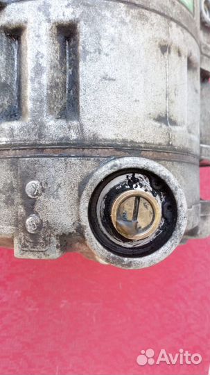 Компрессор кондиционера Mercedes-Benz W140