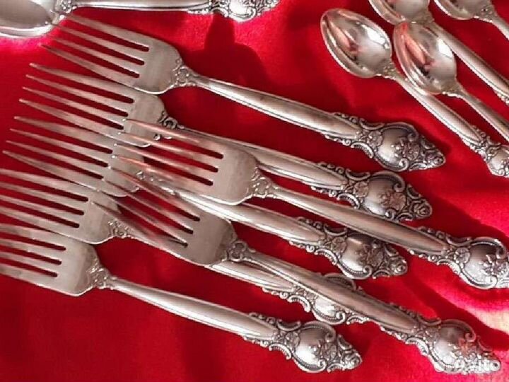 Мельхиор Троянда