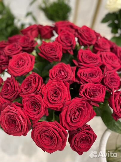 Доставка цветов и букетов