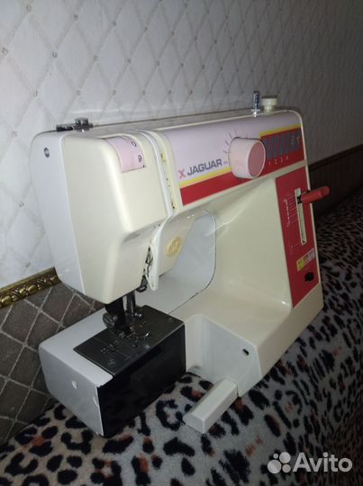 Швейная машинка
