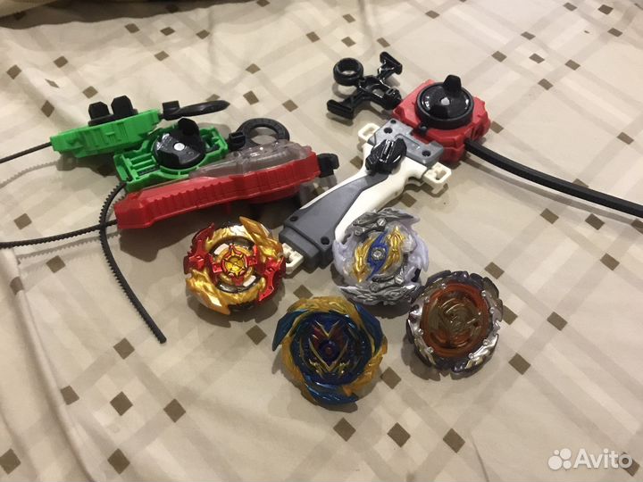 Продаю бэйблэйды за 1800