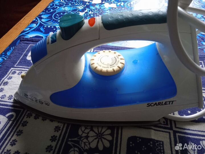 Утюг Scarlett