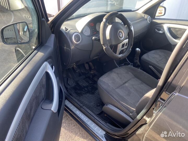 Renault Sandero 1.6 МТ, 2011, 169 000 км