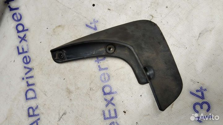 Задний правый брызговик Kia Rio 2 JB седан