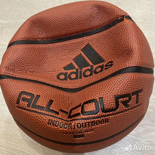 Баскетбольный мяч adidas