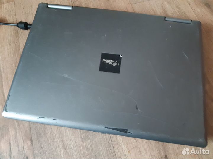 Fujitsu Siemens 15,4