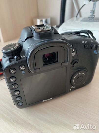 Зеркальный фотоаппарат canon eos 7d
