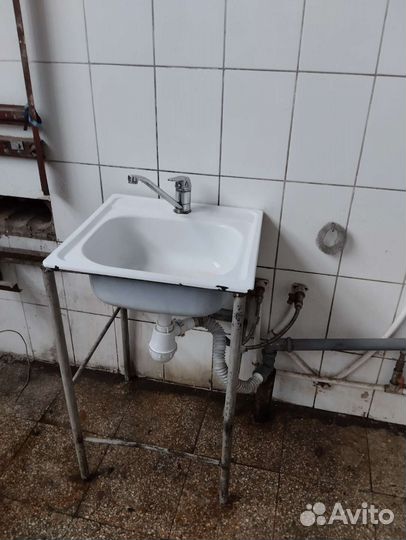 Мойка двух секционная алюминиевая б/у