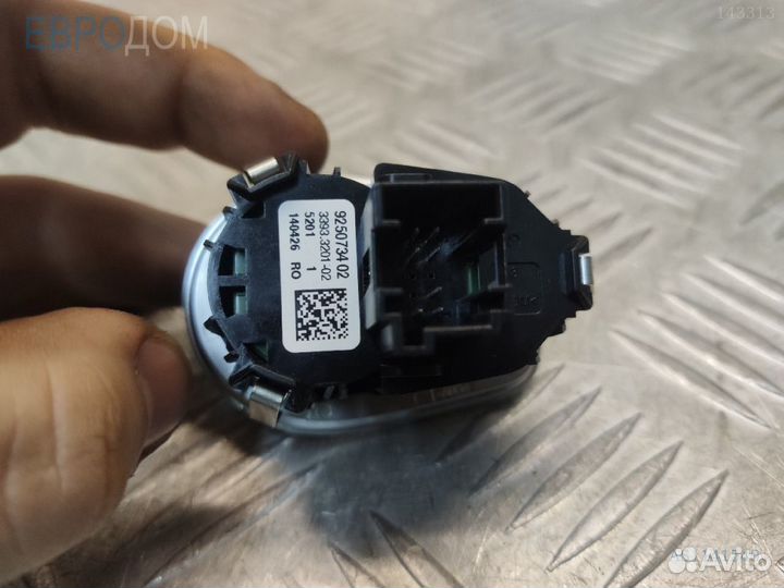 Кнопка старт/стоп на BMW F23 LCI s1141549