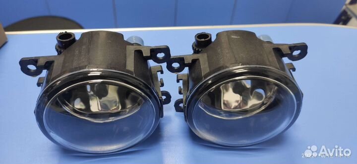 Фара противотуманная Ford Mitsubishi Nissan