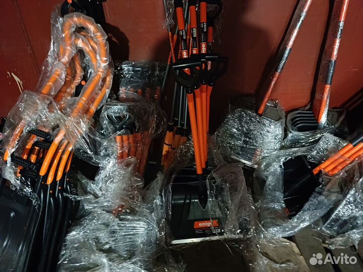 Инструмент и Лопаты для уборки снега амиго