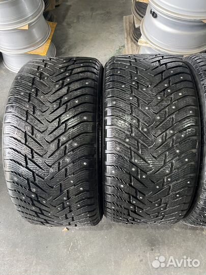 Nokian Tyres Hakkapeliitta 8 SUV 275/45 R21 и 315/40 R21 111T