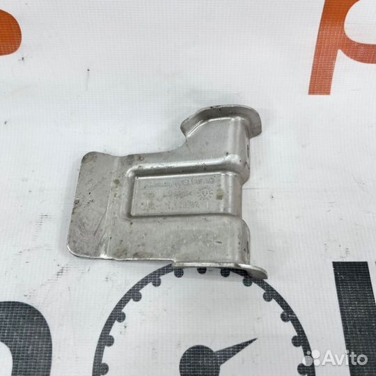 Кронштейн Audi Q8 2019