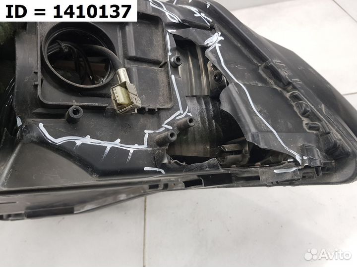 Фара левая Audi A8