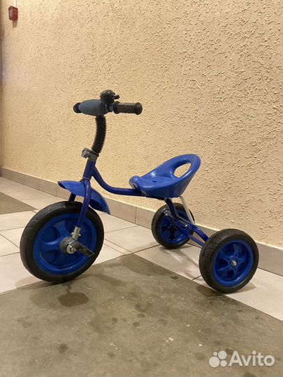 Велосипед детский трехколесный