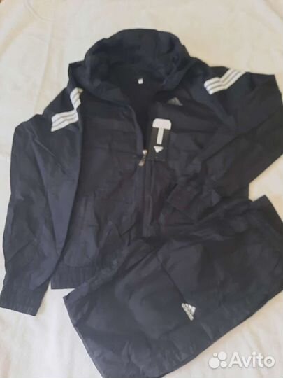 Спортивный костюм adidas новое