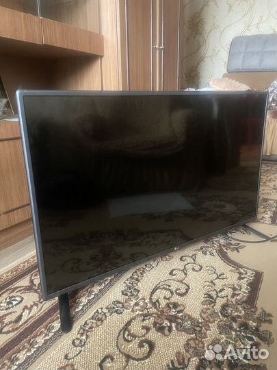 Телевизор LG 42 дюйма