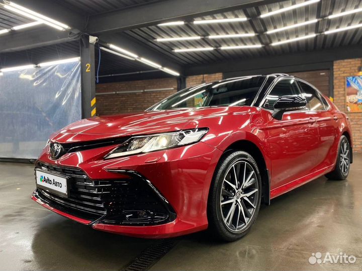 Toyota Camry 2.5 AT, 2021, 27 000 км