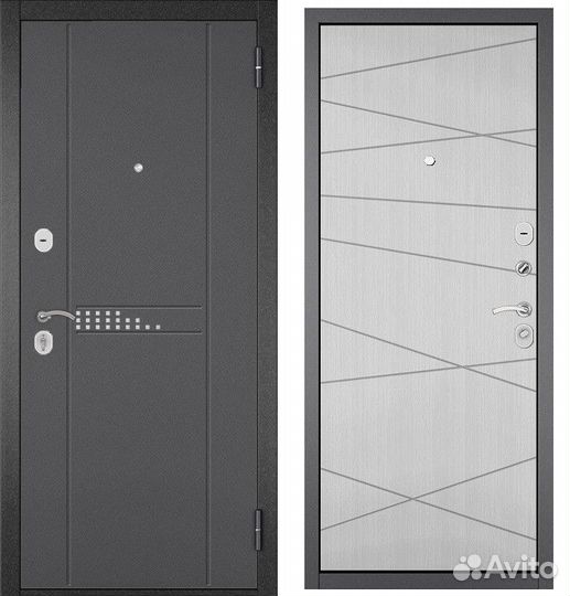 Дверь входная в квартиру