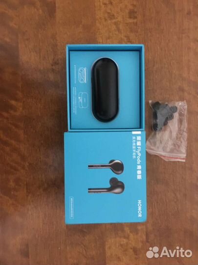 Беспроводные наушники FlyPods Honor