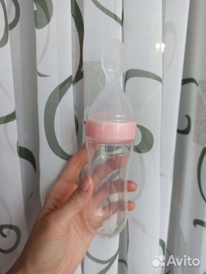 Бутылочка для кормления с ложкой