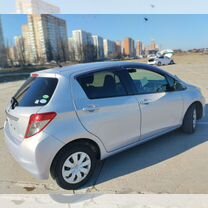 Toyota Vitz 1.0 CVT, 2012, 86 000 км, с пробегом, цена 925 000 руб.