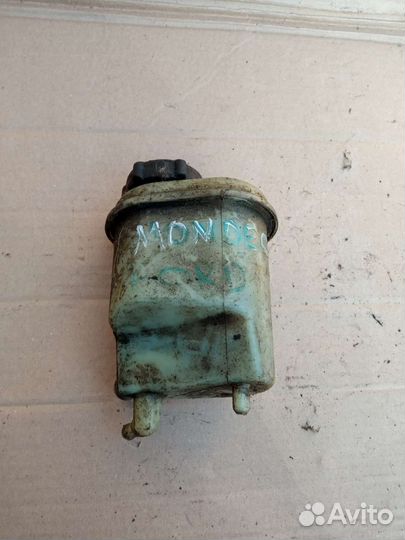 Ford Mondeo 3 бачок гидроусилителя