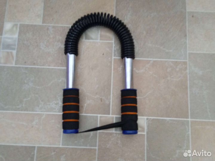 Эспандер универсальный