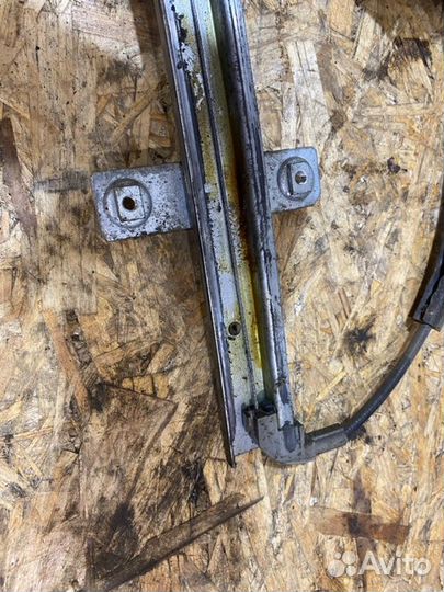 Стеклоподъемник Volvo S40 седан 2.0 2004